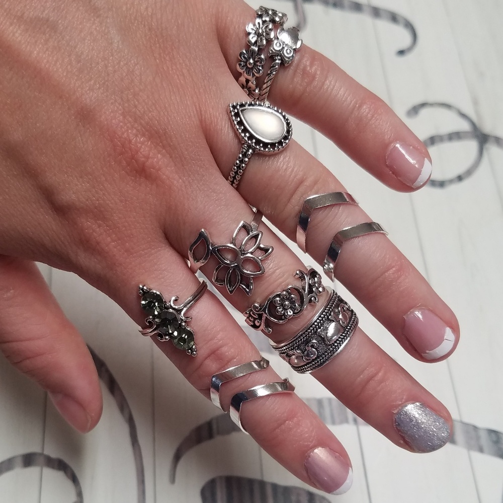 SALE ✨17KM Silver Ring Set (9 Rings)